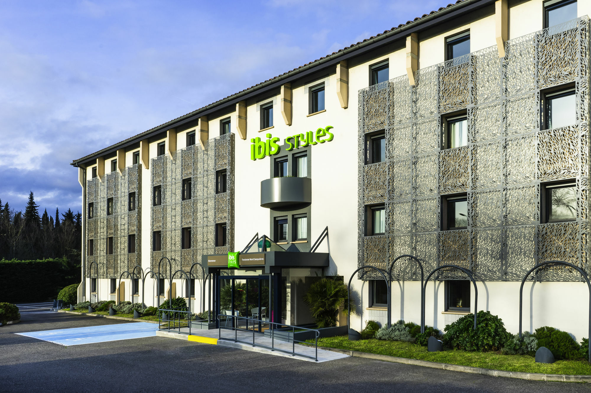 ホテル Ibis Styles Toulouse Nord Sesquieres エクステリア 写真